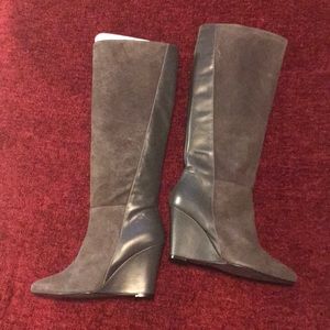 Charles David Hi Shaft Grey Wedge Boot Sz 8.5